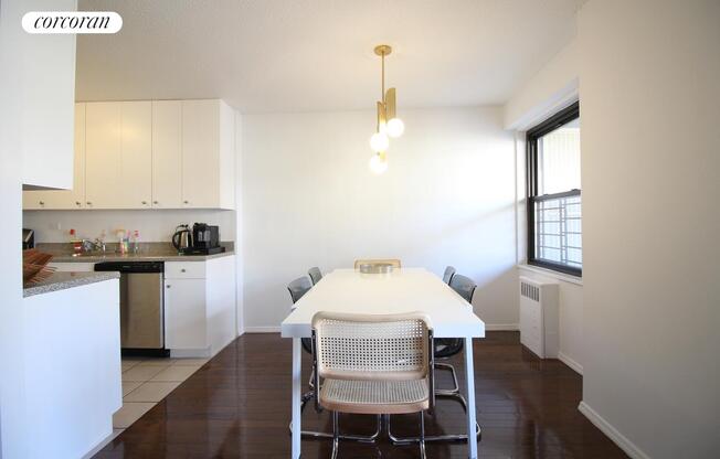 3 beds, 1.5 baths, 1,200 sqft, $7,600, Unit 6G