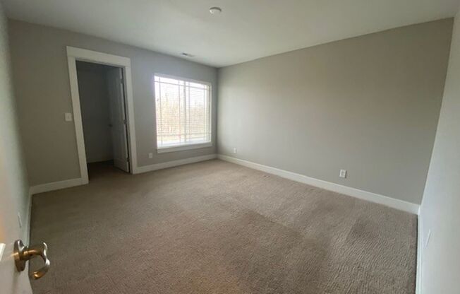 2 beds, 2 baths, 1,284 sqft, $2,171, Unit 2105-201