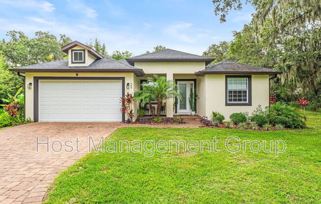 489 GRAPE AVE
