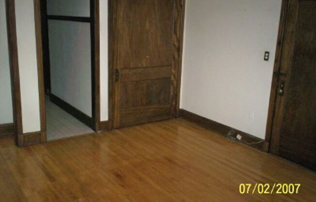 Studio, 1 bath, 450 sqft, $1,140, Unit Unit #101