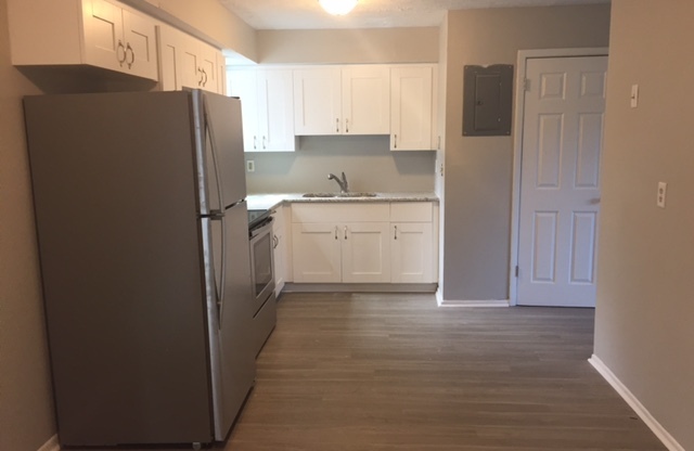 3 beds, 1.5 baths, 1,000 sqft, $1,550, Unit 1501 Jordan St