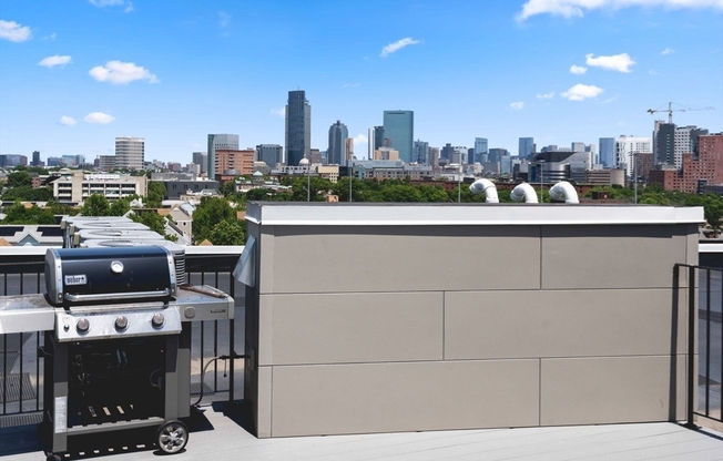 1 bed, 1 bath, 499 sqft, $3,195, Unit 210