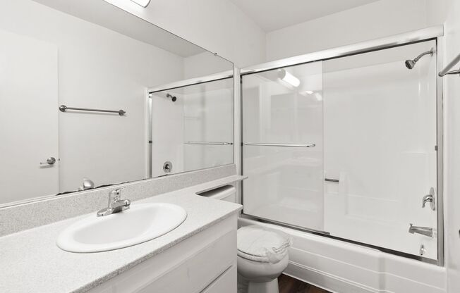 1 bed, 1 bath, 687 sqft, $1,895, Unit 0202