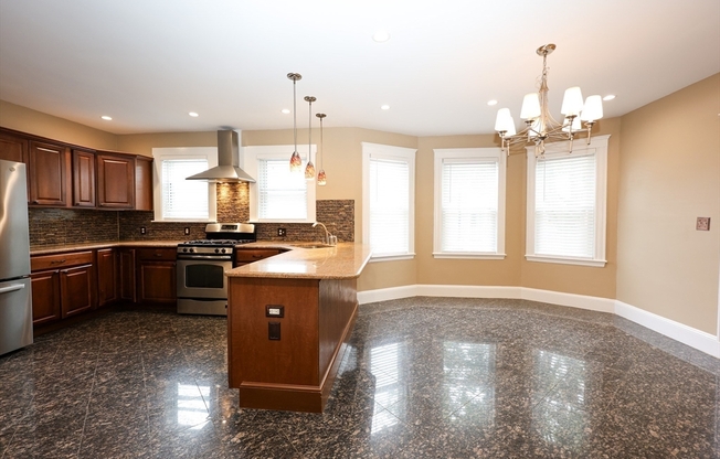 36 LANCASTER ST
