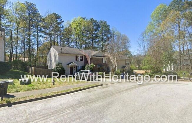 Awesome 3bd/ 2ba Townhome, Super Spacious, Small Community, Great Location