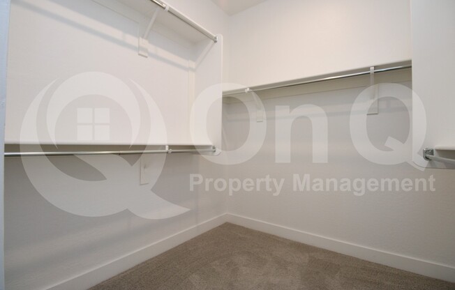 3 beds, 2.5 baths, 2,285 sqft, $3,199, Unit 44