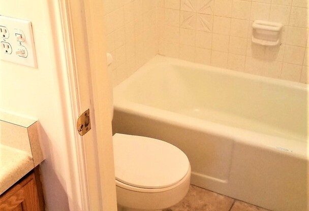 1 bed, 1 bath, 500 sqft, $995, Unit 03AS