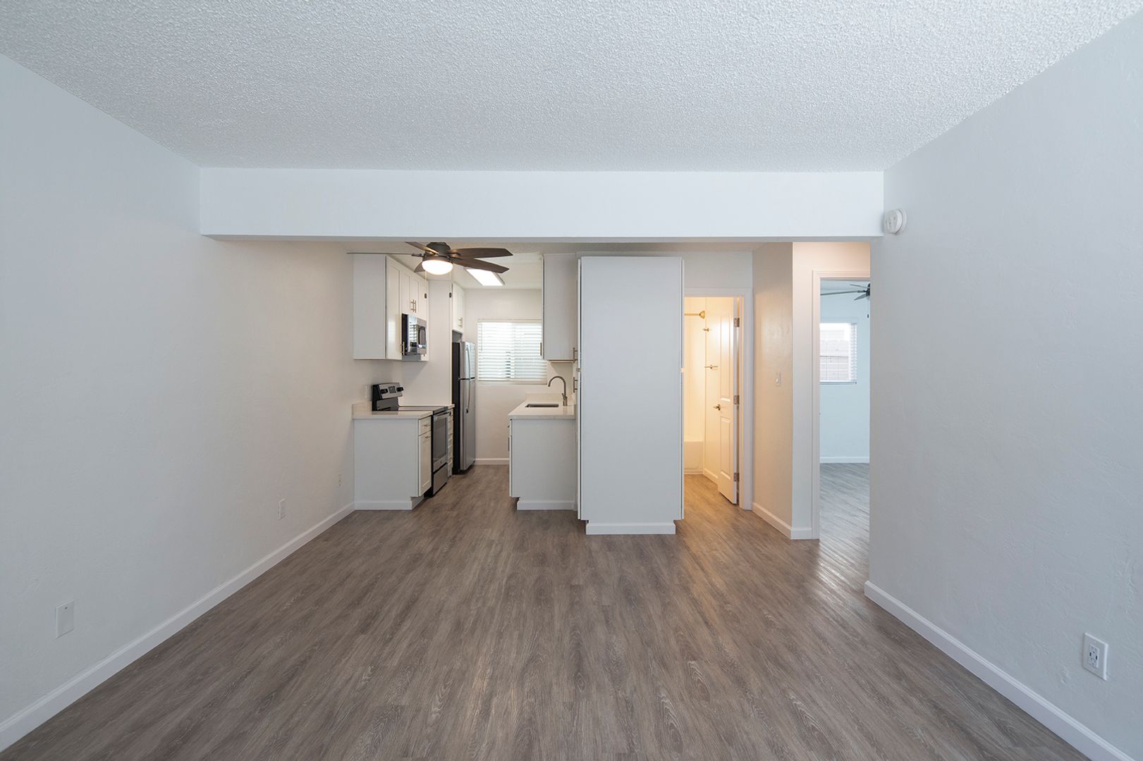 2 Bedroom in PB with Access to Parking, Pool, Spa, and More