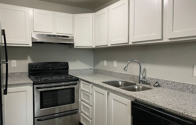 3 beds, 2 baths, 643 sqft, $2,450, Unit A103