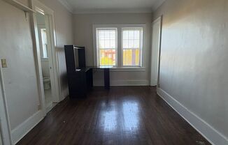 Studio, 1 bath, $950, Unit 325 Alexander St. - #25