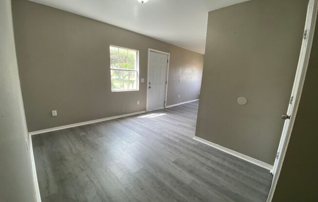 4 Bedroom House Available in Moore