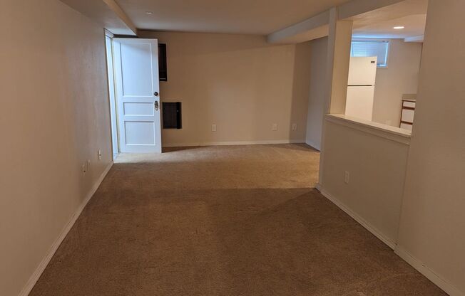 1 bed, 1 bath, 800 sqft, $1,550, Unit 3 (Basement)