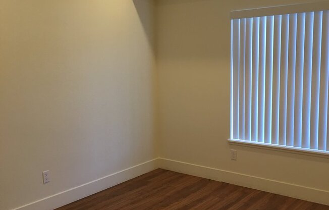 3 beds, 2 baths, 1,125 sqft, $1,995, Unit 2109