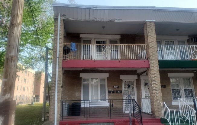 2114 W. Pacific Street