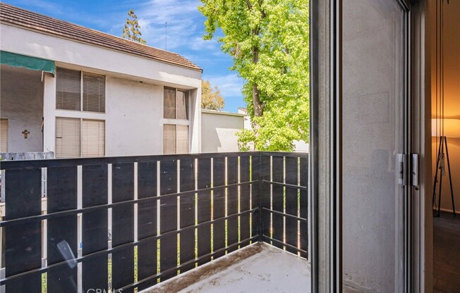 1 bed, 1 bath, 758 sqft, $2,200, Unit 203