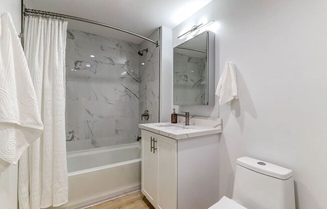 Studio, 1 bath, 473 sqft, $1,995, Unit 211