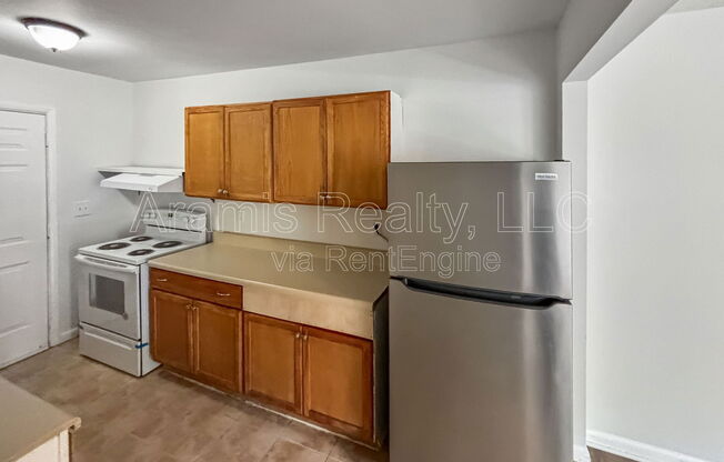 246 ROSSER ST SE