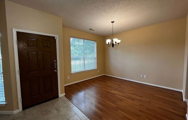 For Lease | 4 Bed, 2.5 Bath | 2274.0Sq Ft | Jamestown Colony |