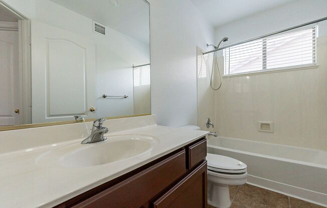 4 beds, 2.5 baths, $3,375