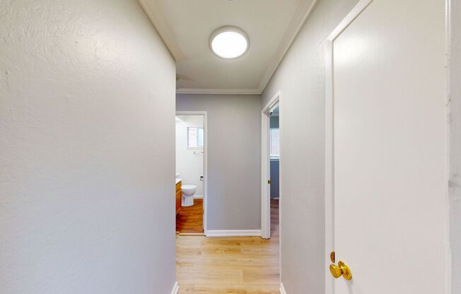 2 beds, 1 bath, 749 sqft, $2,345, Unit 623-4