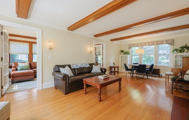 27 CHESTERFIELD RD