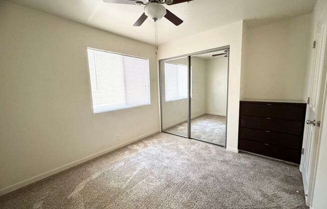 1 bed, $550