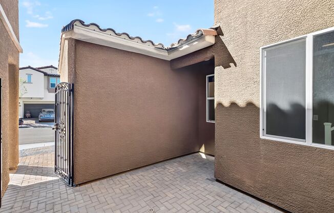 GORGEOUS TWO STORY HOME IN EAST LAS VEGAS!