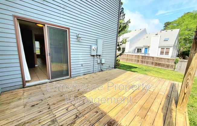 2417 MARSH CRK CT