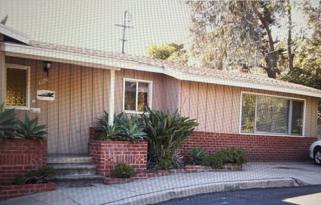 SDSU Area Home for Rent 5 bed 2 bath