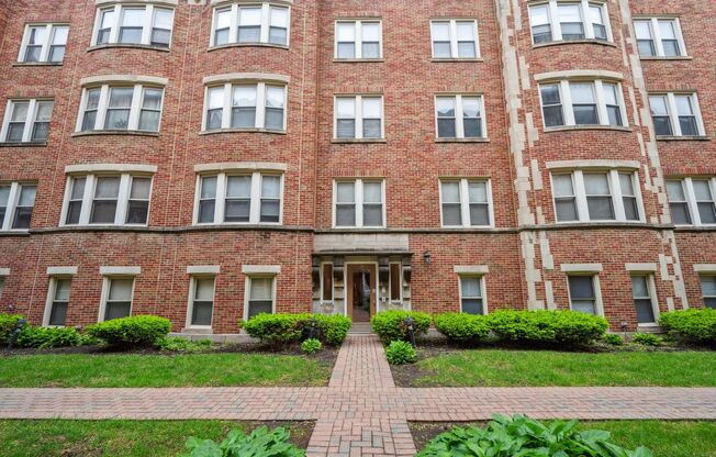 38-50 N. Menard Ave