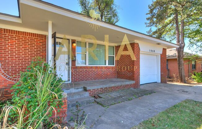 Move-in Ready! Charming 3 bed/1 bath Home in Norman!