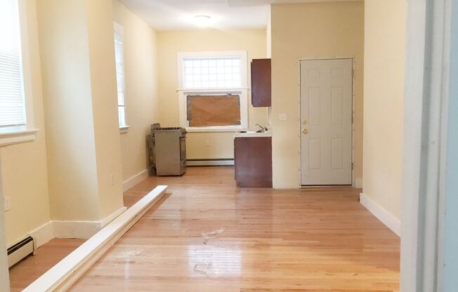 125 Hillside Ave