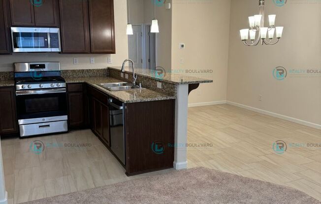 Modern Comfort and Convenience: Stylish 2-Bedroom 2.5 Bathroom 2 Car Garage Condo in Carson City