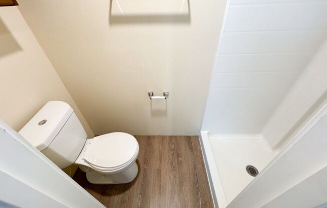 Studio, 1 bath, 154 sqft, $1,145, Unit 454