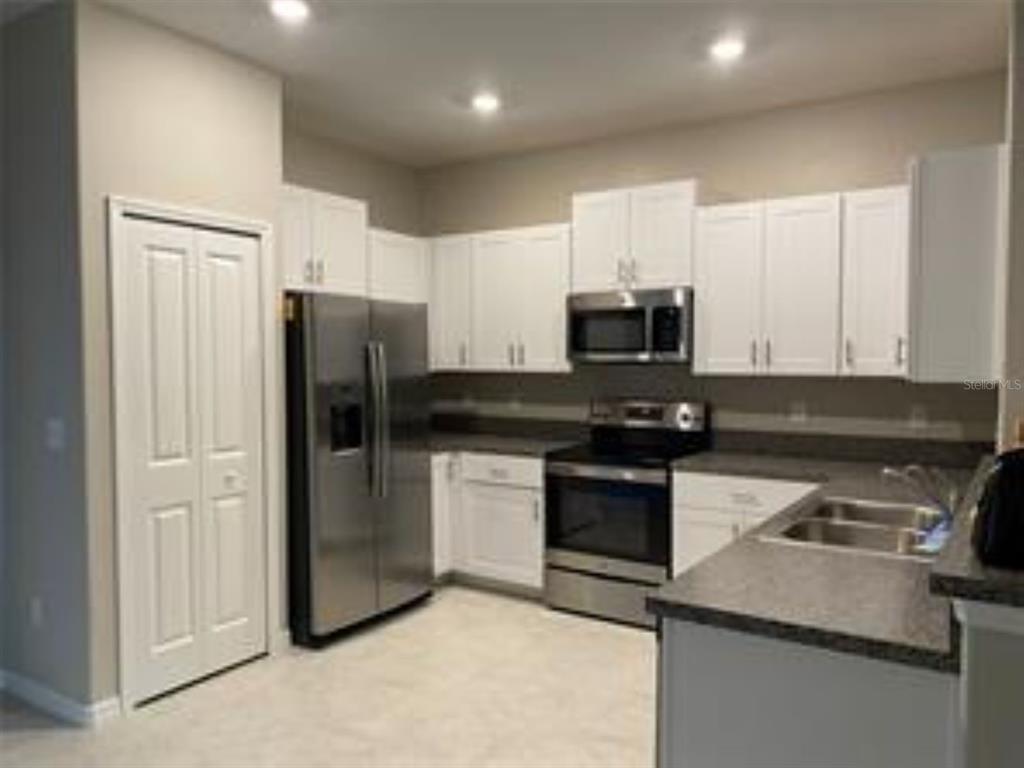 3590 BELLMEADE CT