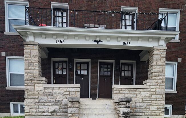 Fully Renovated and Updated Apartments in Dogtown