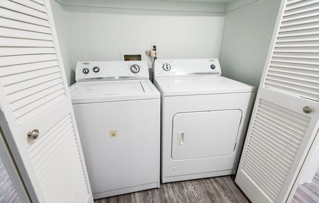 2 beds, 2 baths, 1,115 sqft, $2,798, Unit 207