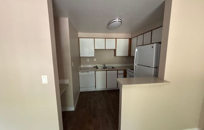 1 bed, 1 bath, 532 sqft, $1,365, Unit 221