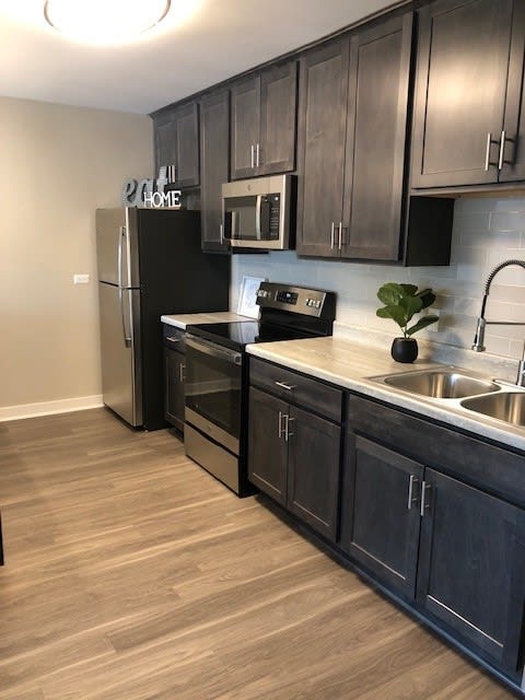 Slate/Shaker Cabinetry, Subway Tile Backsplash & Stainless Steel Appliances