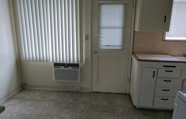 Cute Apartment in Arcadia! Great Location, Schedule A Tour Today!