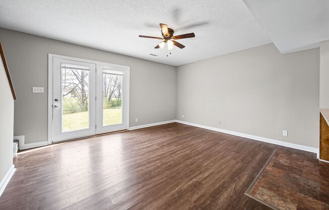 Timber Court Drive-280