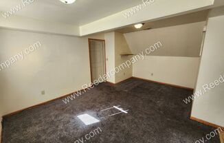 1 bed, 1 bath, $875, Unit Rear 2nd floor