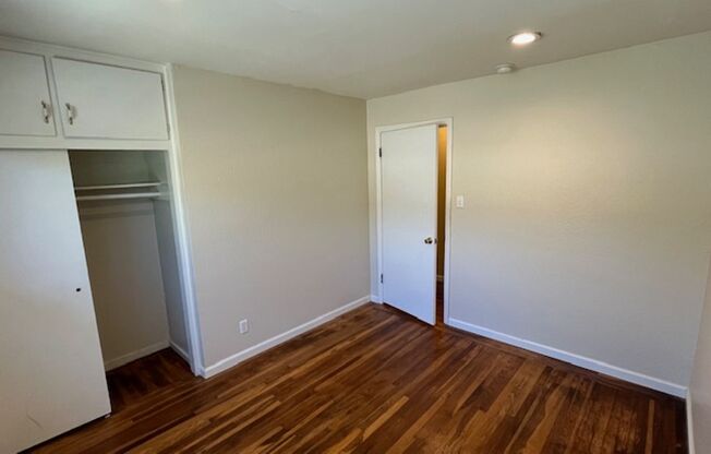 3 beds, 1 bath, $2,995