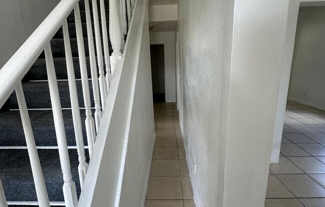 6 beds, 2 baths, $2,100