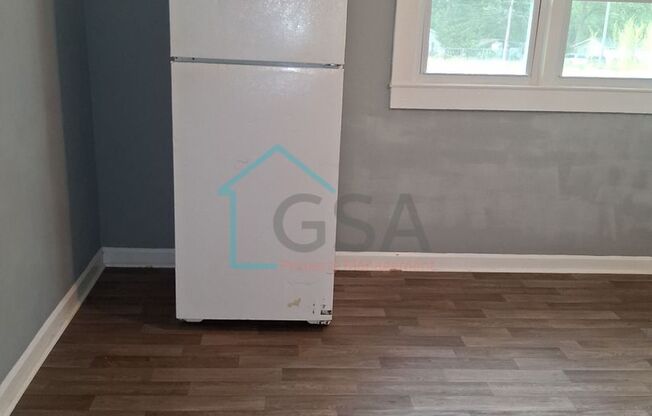 2 beds, 1 bath, 878 sqft, $900, Unit 138 Mason Street-B