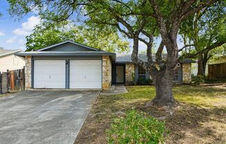 Charming 3-Bedroom Home with Fireplace & Spacious Backyard - Realtor Commission Offered: $500
