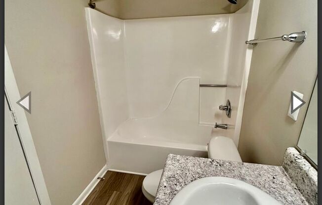 2 beds, 1.5 baths, 815 sqft, $950, Unit 2619