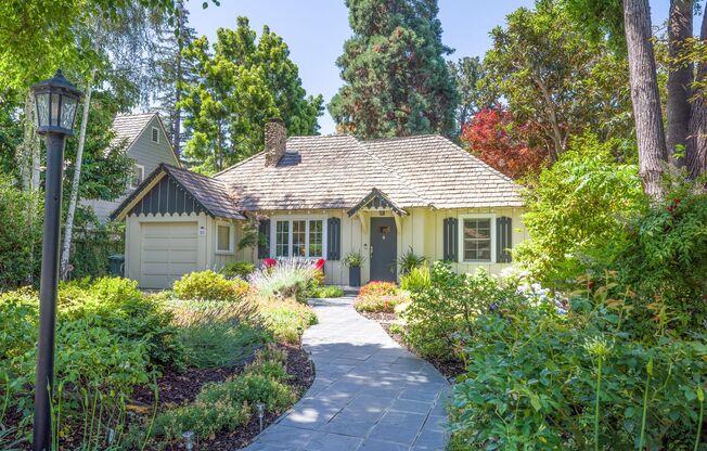 Charm of a Carmel Cottage in Menlo Park Allied Arts 3/2 with Bonus Rooms
