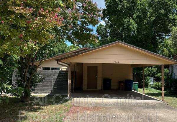 7709 MEADOWVIEW LN