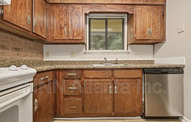8667 ANNA WAY